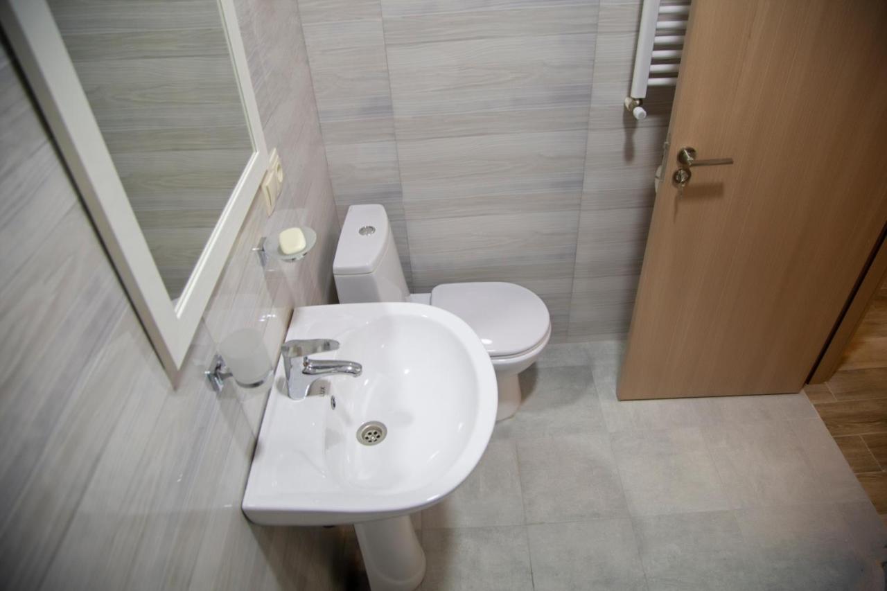 Family Hotel Triston Тбілісі Екстер'єр фото