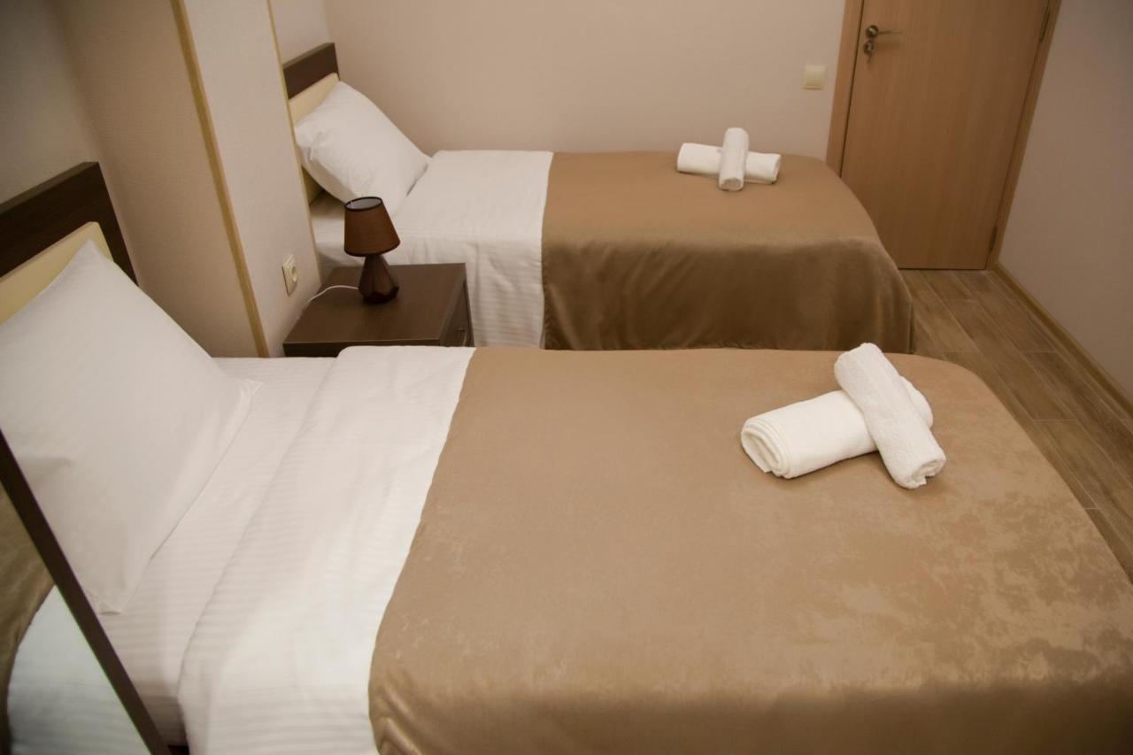 Family Hotel Triston Тбілісі Екстер'єр фото