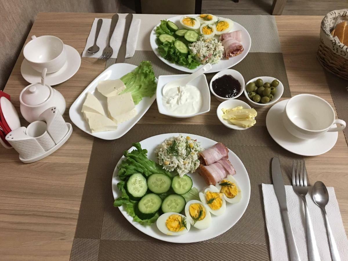 Family Hotel Triston Тбілісі Екстер'єр фото
